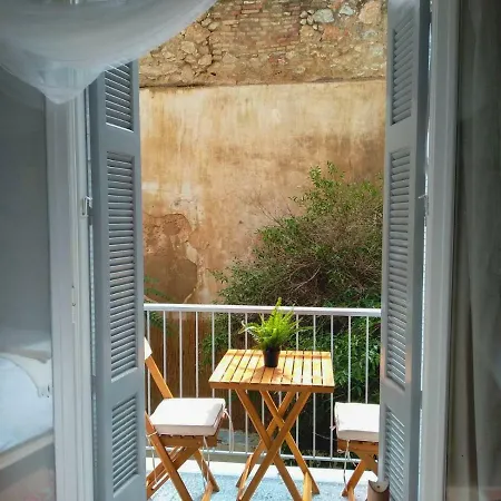 White Tundra Studio Athen Exterior foto